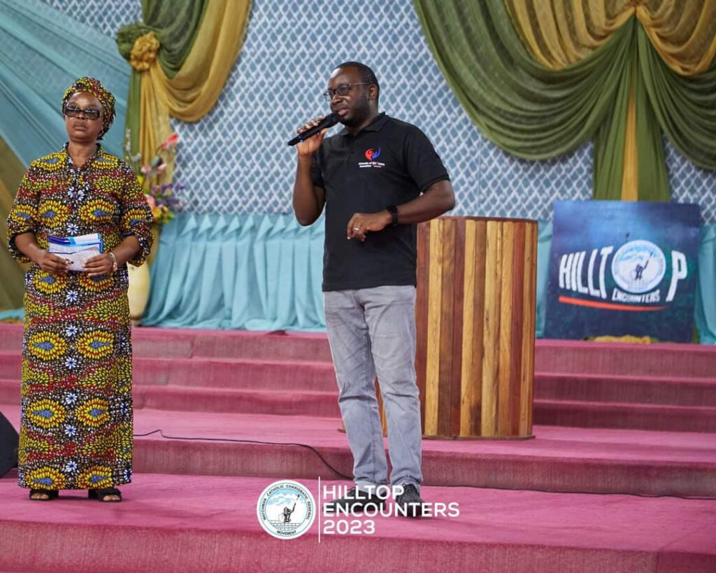 A Picture of the  Showers Foundation Medical Team, at The Tuberculosis Outreach in Awo omamma, Imo State, during the Hilltop encounters program.

Dr. Golibe Ugochukwu holding the Mic and teaching, Flanked by the founder and President of Showers Foundation, Mrs Ifunanya M. Okonkwo