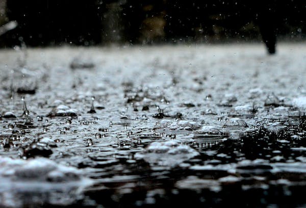 Raindrops, Image is used to show water in rural communities